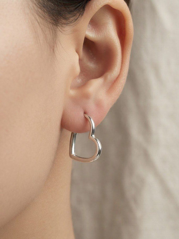 گوشواره طرح قلب نقره ای